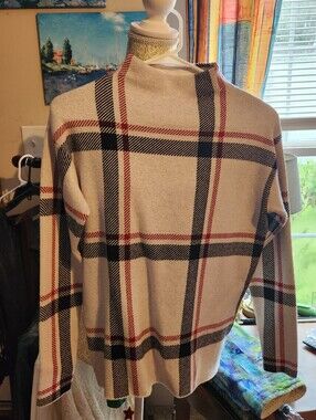 PRELOVED SIZE XS Tahari Beige Plaid Crewneck Sweater with Black and Red Trim